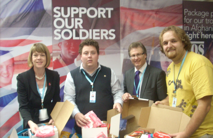 Kingstanding campaigner Gary Sambrook and Cllr Robert Alden and others working